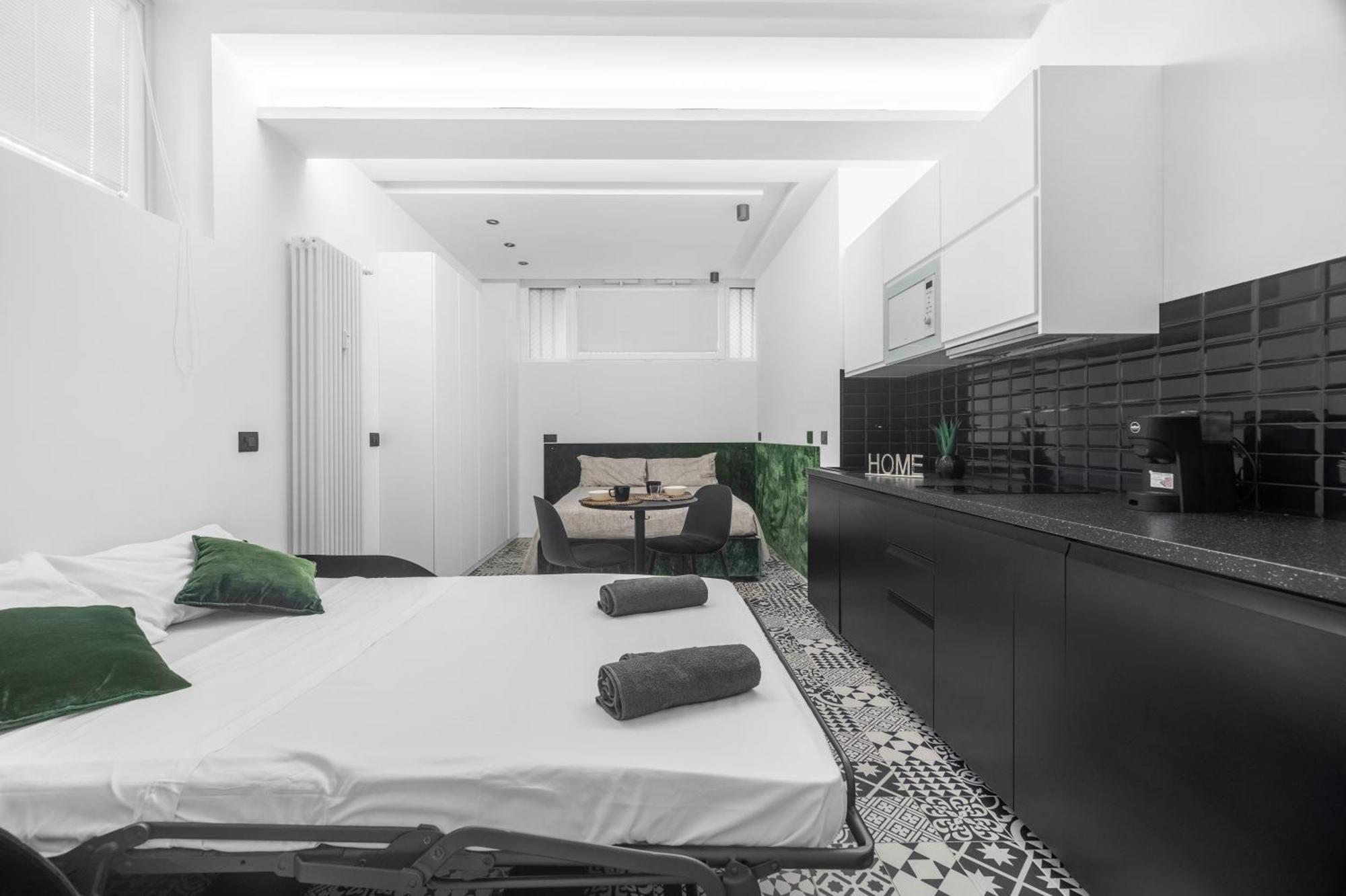 Pag60 -Crescenzago-Luxury Green House มิลาน ภายนอก รูปภาพ